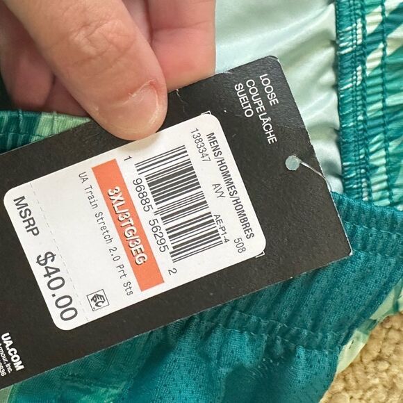 NWT Under Armour Train stretch 2.0 Loose Fit Shorts - Picture 4 of 6